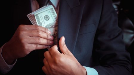 Conoce el proceso de sanci&oacute;n para los empleados del sector p&uacute;blico