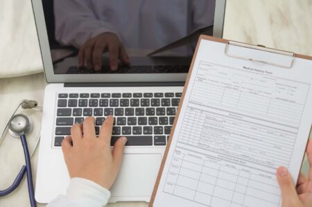 Acuerdo tácito ejemplo: Todo lo que necesitas saber ¿Cómo afecta nuestras interacciones diarias?