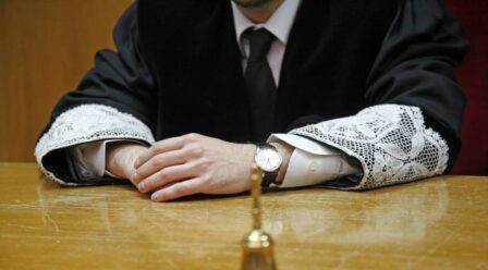 Todo sobre la excedencia por incompatibilidad en interinos: guía completa Casos en los que es posible solicitar una excedencia por incompatibilidad laboral: