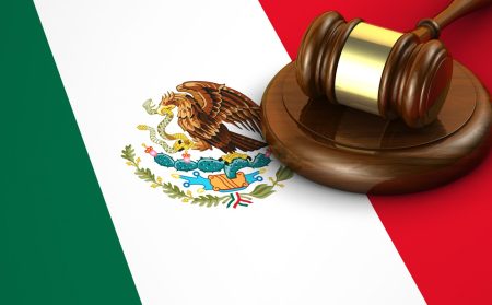 Evolución histórica del Derecho Penal: Un repaso por su desarrollo a lo largo del tiempo Escuelas destacadas en el Derecho Penal