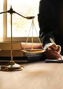 ¿Se puede denunciar a un juez por una sentencia? Todo lo que necesitas saber