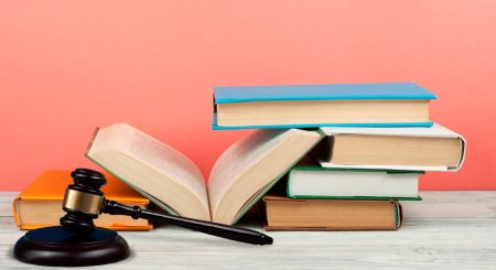 Ponderar en derecho: cómo se aplica en la judicial ¿Cómo se aplica la ponderación en el ámbito jurídico?