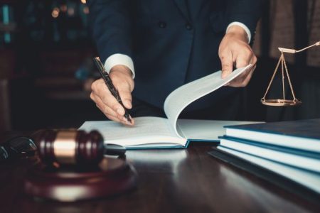 Descubre las competencias clave de los juzgados de lo mercantil Principales habilidades de los juzgados de lo mercantil: