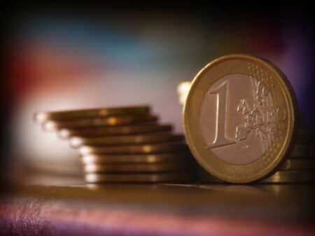Entendiendo la naturaleza y atributos de una persona moral