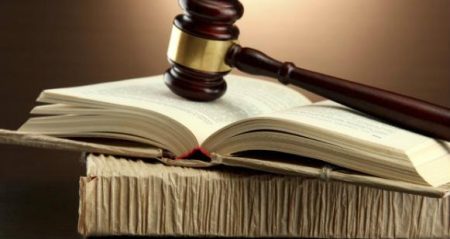 Descubre qué es un sistema penal acusatorio y cómo funciona Ejemplos de sistemas penales acusatorios en diferentes países: