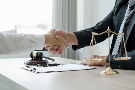 ¿Qué es un socio abogado y cuál es su función en un despacho de abogados? ¿Qué es un socio abogado y cuál es su función en un despacho de abogados?